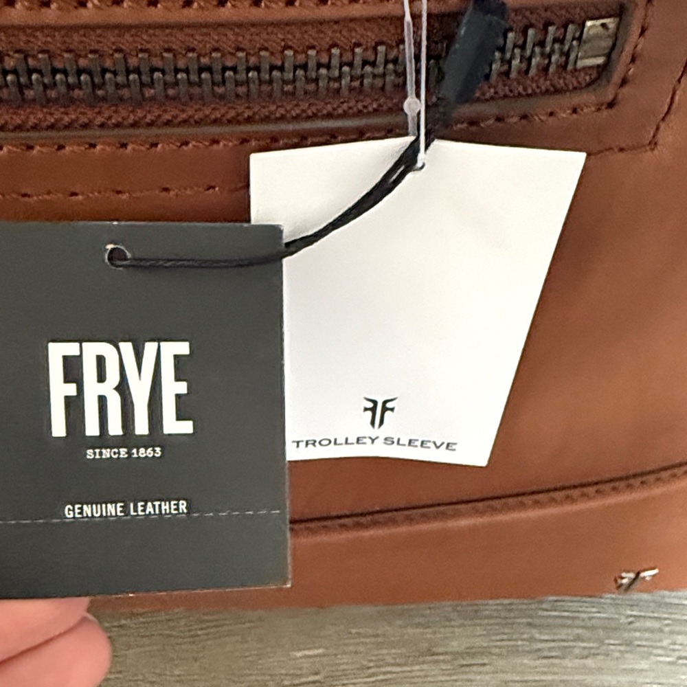 Frye Tan Leather Men's Travel Bag